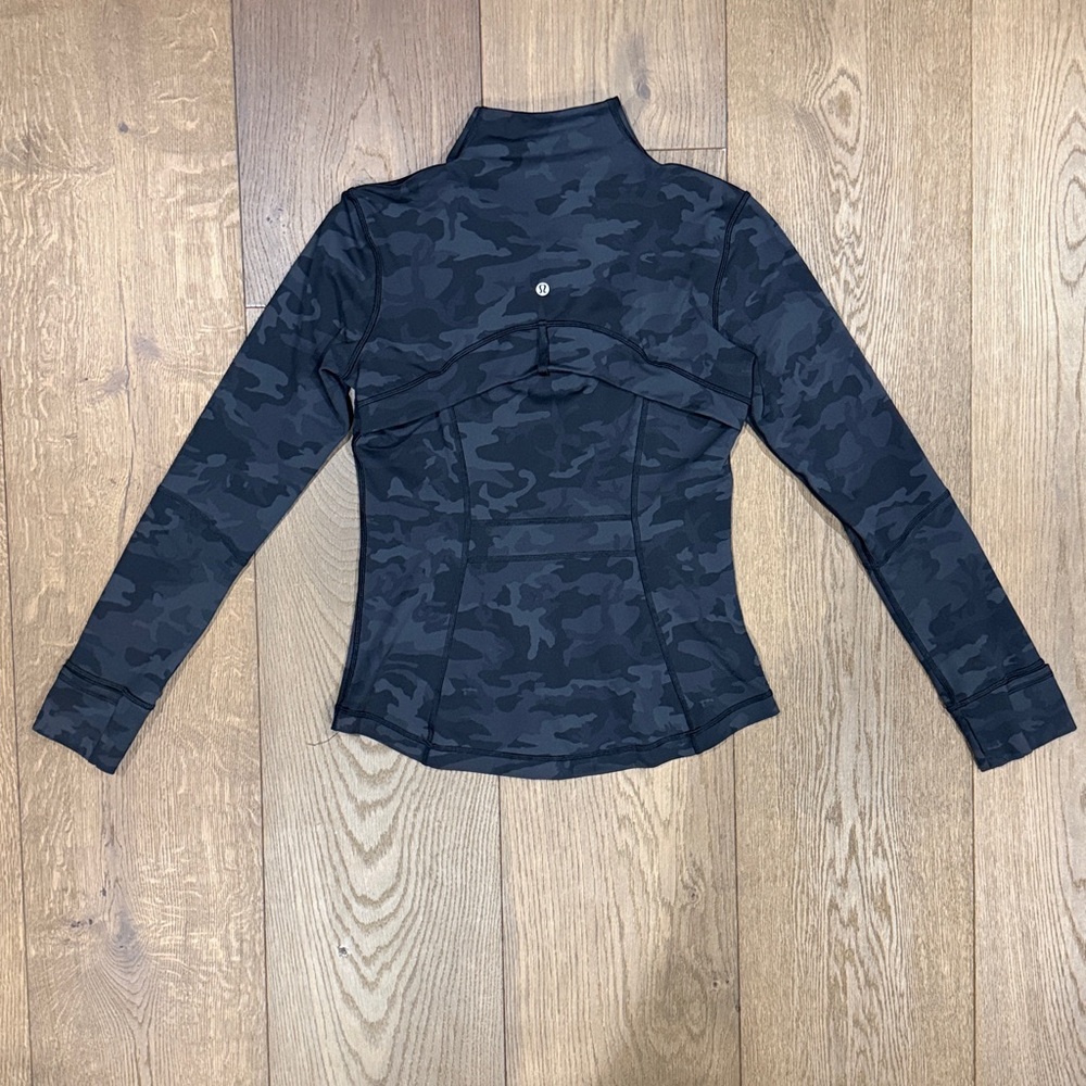 Lululemon Define Jacket in the Heritage 365 Camo Deep Coal Multi color - Picture 3 of 4